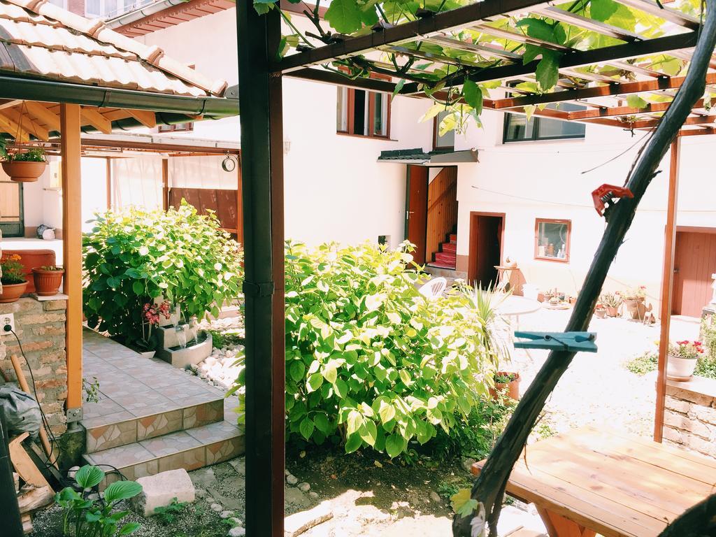 Guest House Nizama'S Place Szarajevó Kültér fotó